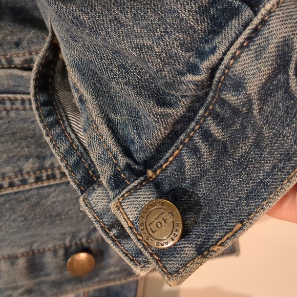 Perfect LOFT jean jacket in XXS - Picture 5 of 7